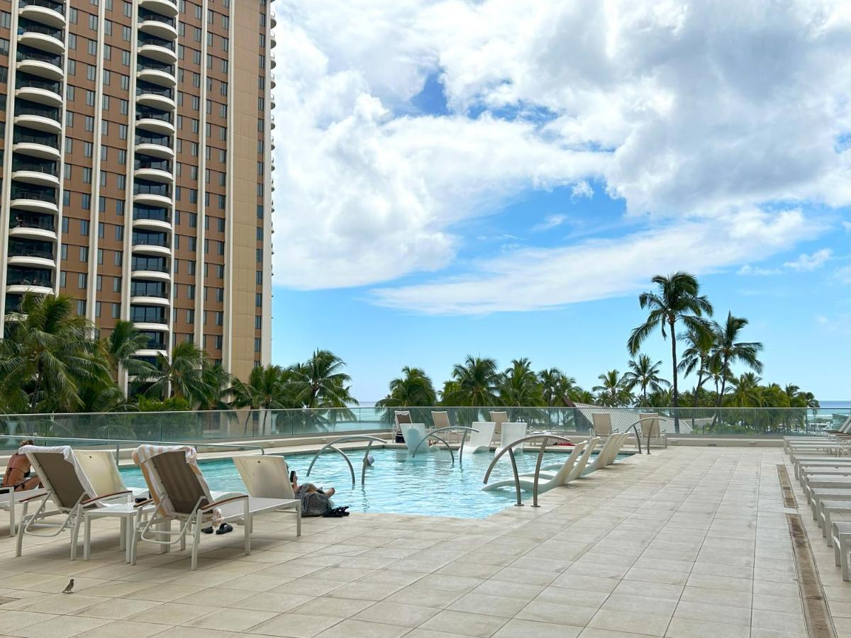 Ilikai Apt 302 - Spacious Studio With Stunning Ocean & Harbor Views Honolulu Esterno foto