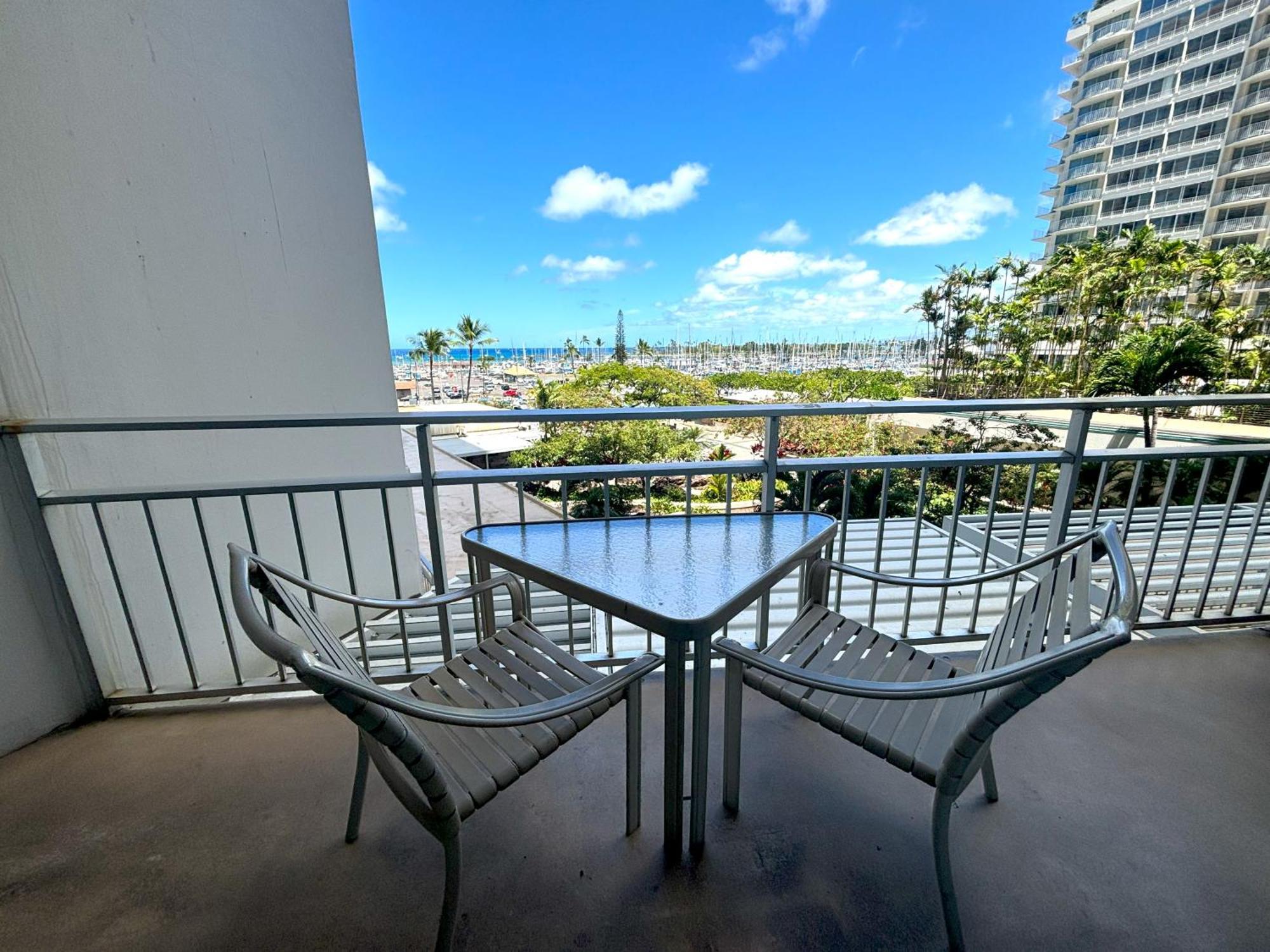 Ilikai Apt 302 - Spacious Studio With Stunning Ocean & Harbor Views Honolulu Esterno foto